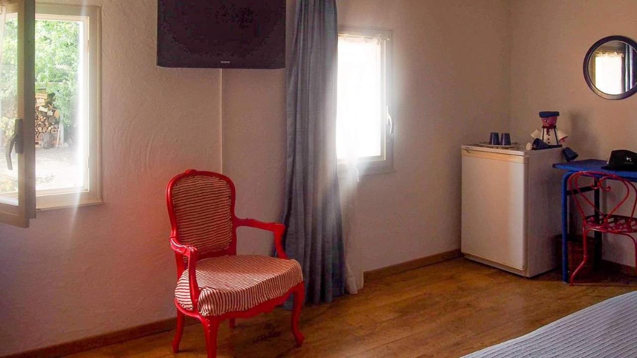 Mas Du Kairos Hotel Venasque Bagian luar foto