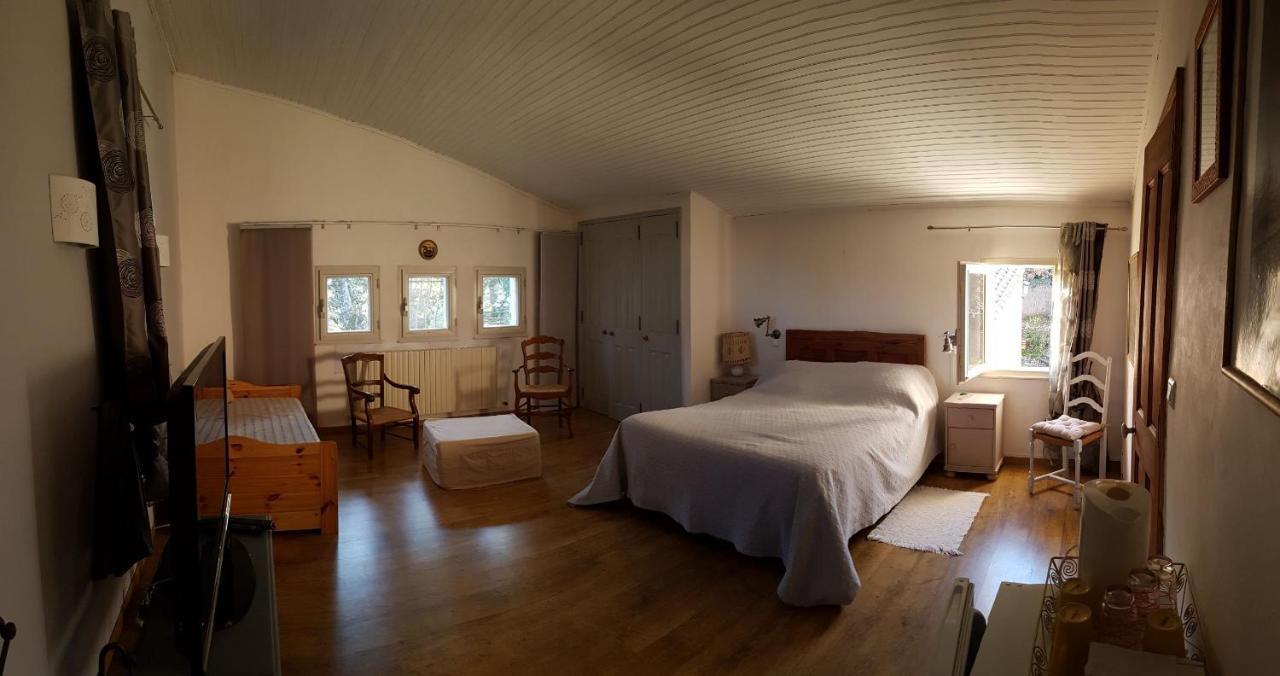 Mas Du Kairos Hotel Venasque Bagian luar foto